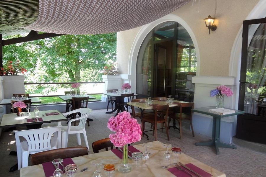 Hotel Du Pont Et Restaurant A Groléjac Eksteriør billede